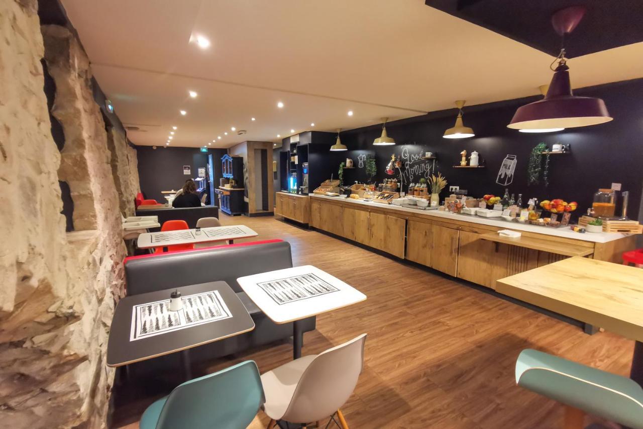 杜埃中心宜必思酒店 外观 照片